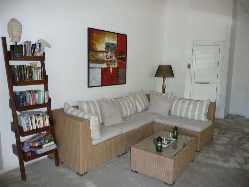 Esprit Libre Restaurant & Guest House Grand Baie Bagian luar foto