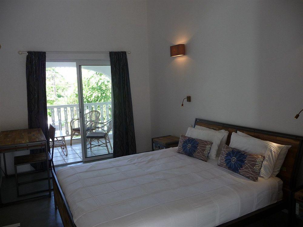 Esprit Libre Restaurant & Guest House Grand Baie Bagian luar foto
