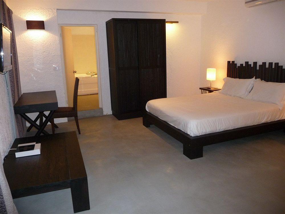 Esprit Libre Restaurant & Guest House Grand Baie Bagian luar foto
