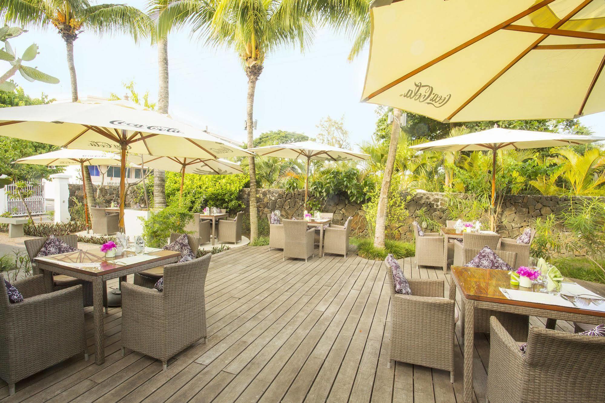 Esprit Libre Restaurant & Guest House Grand Baie Bagian luar foto