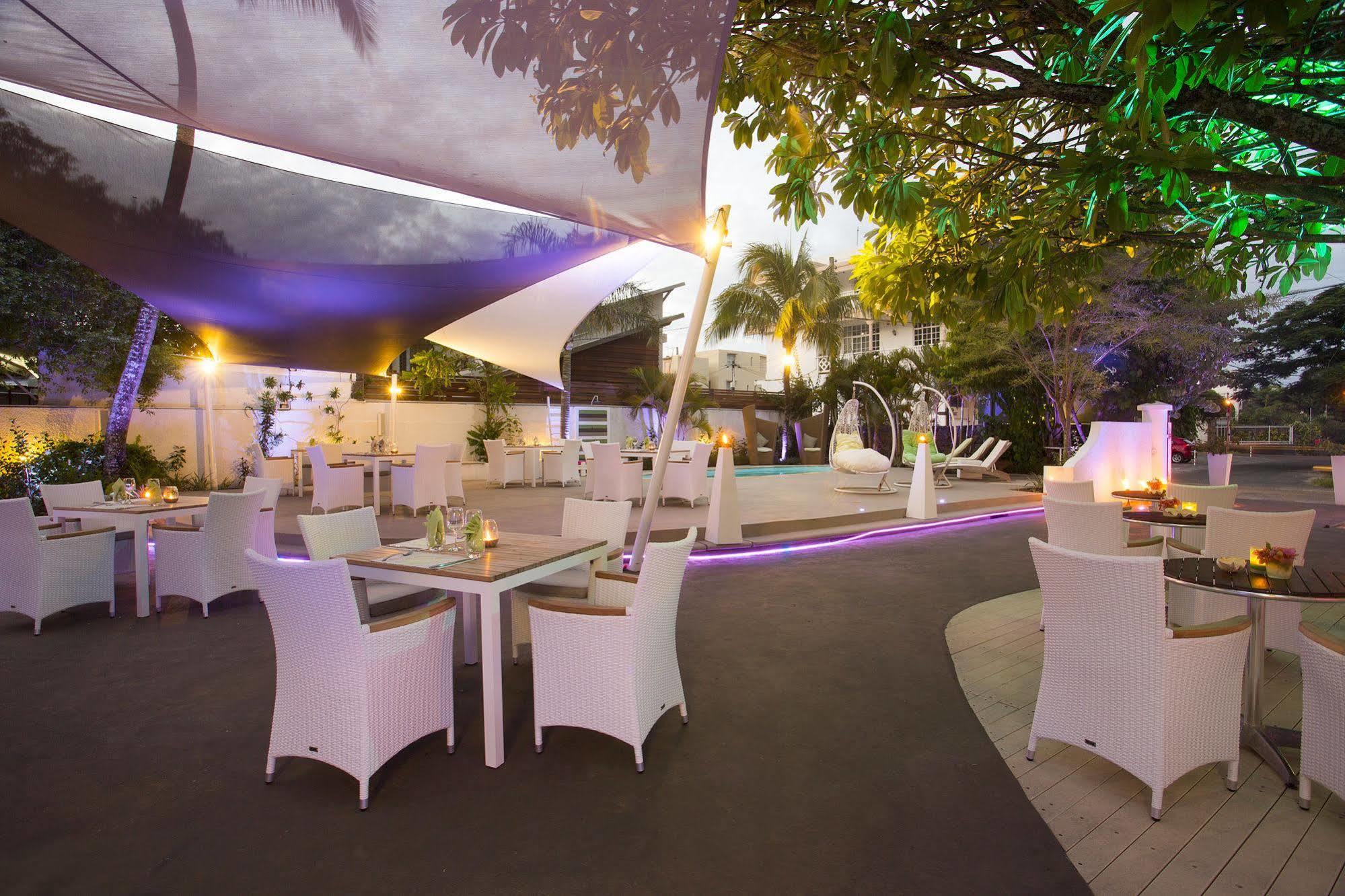 Esprit Libre Restaurant & Guest House Grand Baie Bagian luar foto